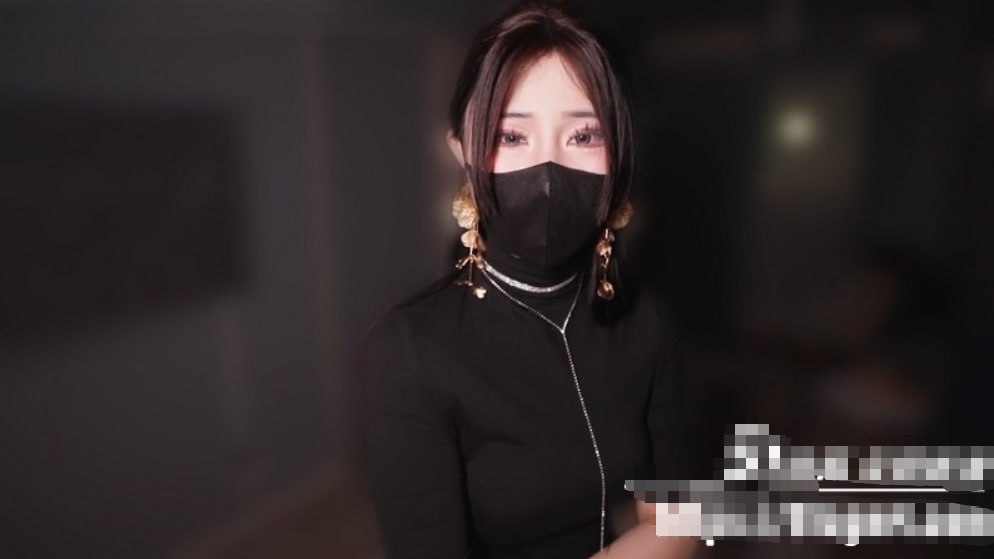 戒色吧精品贴在哪,メイリン モデルコレクション メ,观看免费无删减完整版